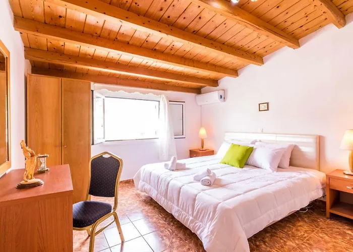 Solari Cosy Studio 1